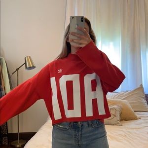 Adidas sweater